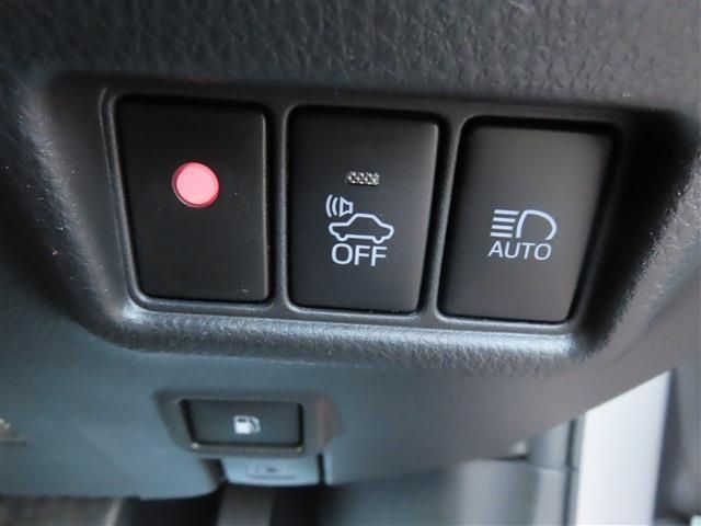 TOYOTA C-HR 2018 Image 31