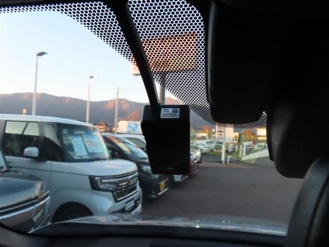 TOYOTA C-HR 2018 Image 31