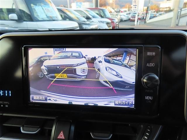 TOYOTA C-HR 2018 Image 31