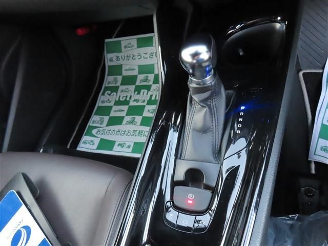 TOYOTA C-HR 2018 Image 31