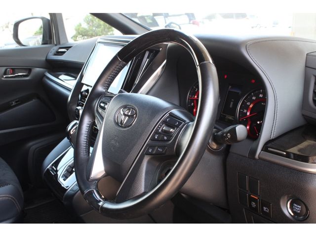 TOYOTA ALPHARD 2020 Image 31