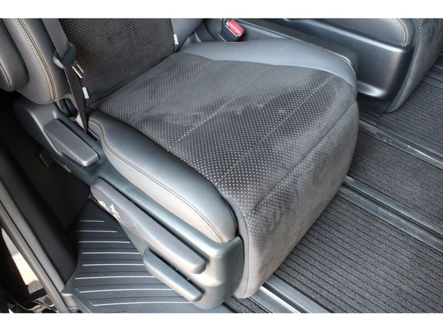 TOYOTA ALPHARD 2020 Image 31