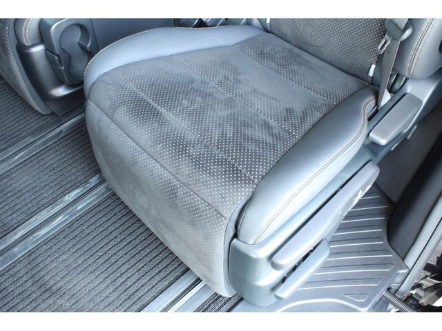 TOYOTA ALPHARD 2020 Image 31