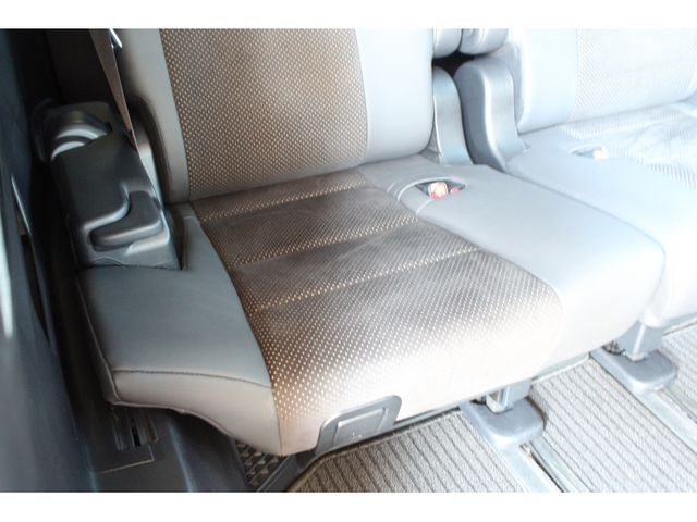 TOYOTA ALPHARD 2020 Image 31