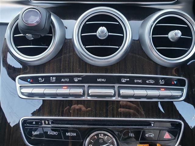 MERCEDES BENZ C CLAS 2017 Image 31