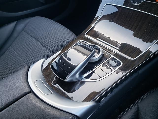 MERCEDES BENZ C CLAS 2017 Image 31