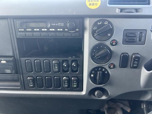 MITSUBISHI FUSOU FIGHTER 2009 Image 31