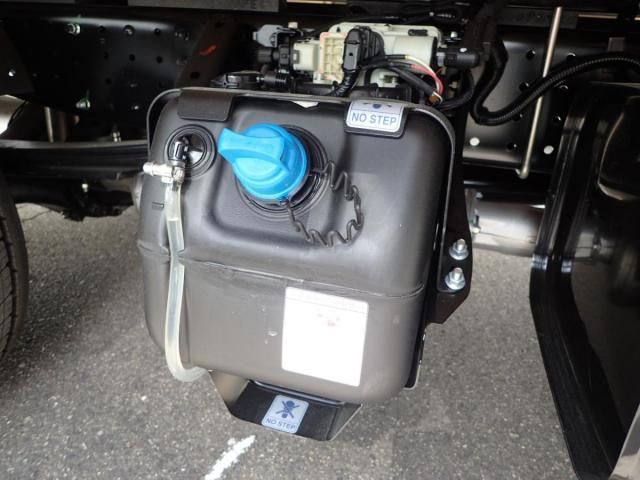 MITSUBISHI CANTER 2025 Image 31