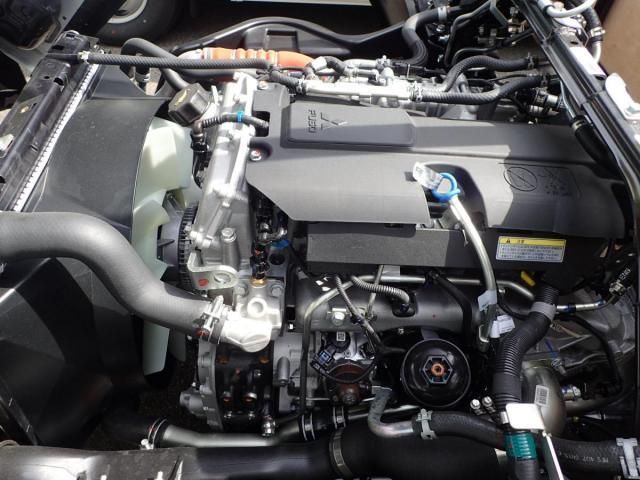 MITSUBISHI CANTER 2025 Image 31