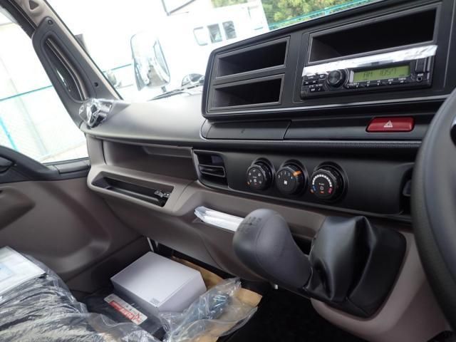 MITSUBISHI CANTER 2025 Image 31