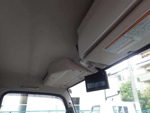 MITSUBISHI CANTER 2025 Image 31