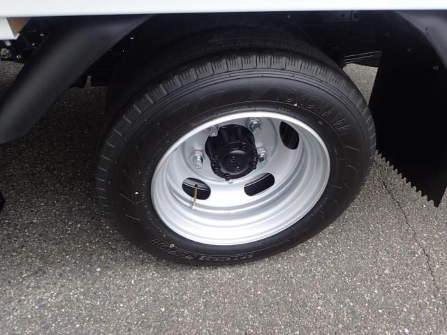 MITSUBISHI CANTER 2025 Image 31