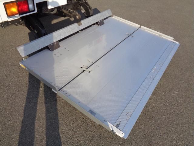 MITSUBISHI FUSOU FIGHTER 2023 Image 31