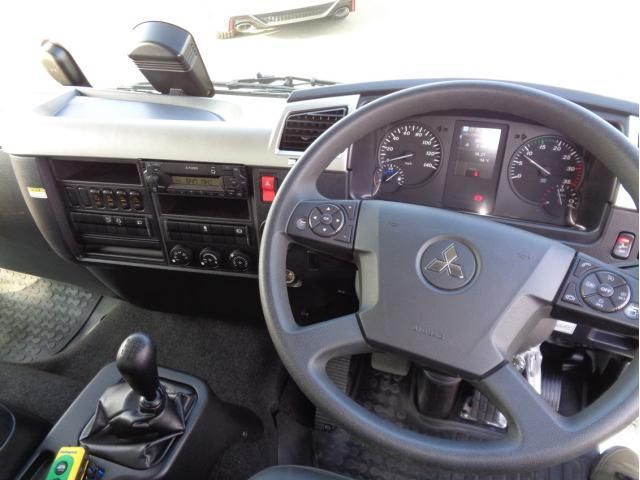 MITSUBISHI FUSOU FIGHTER 2023 Image 31