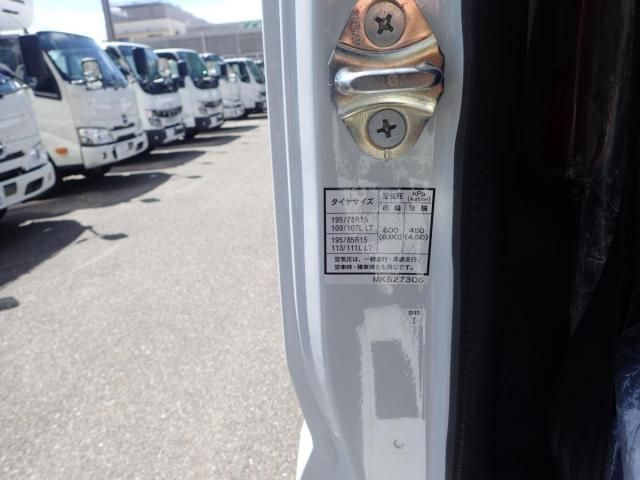 MITSUBISHI CANTER 2025 Image 31