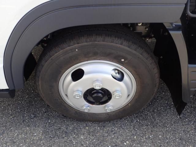 MITSUBISHI CANTER 2025 Image 31