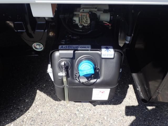 MITSUBISHI CANTER 2025 Image 31