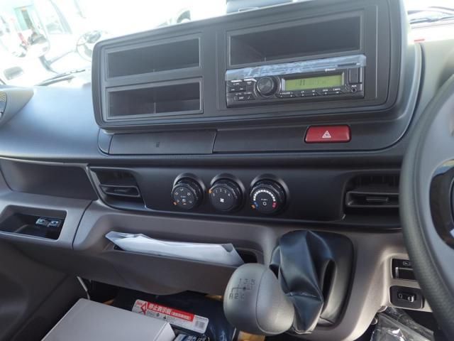 MITSUBISHI CANTER 2025 Image 31