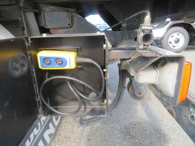 HINO DUTRO 2016 Image 31