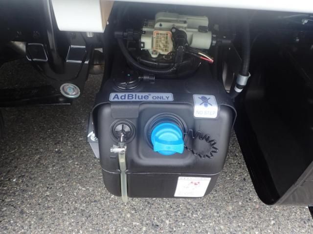 MITSUBISHI CANTER 2025 Image 31