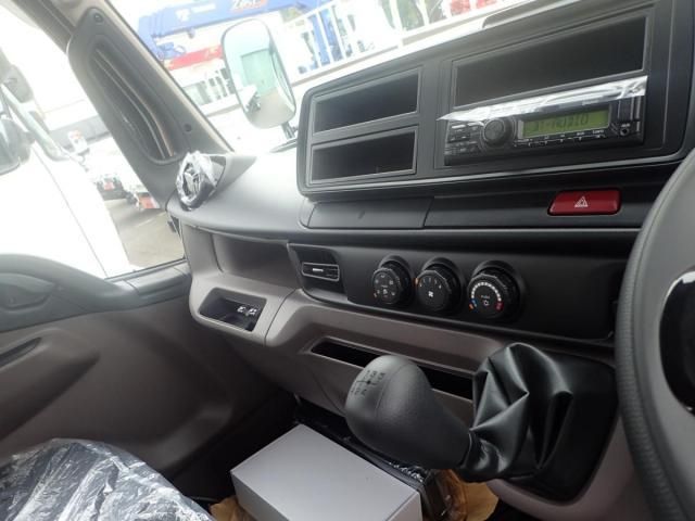 MITSUBISHI CANTER 2025 Image 31