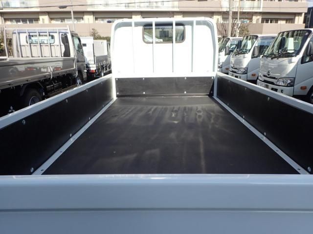 MITSUBISHI CANTER 2025 Image 31