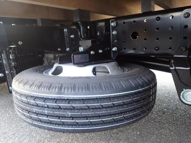 MITSUBISHI CANTER 2025 Image 31