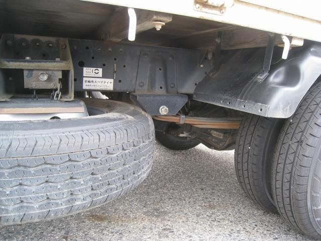 ISUZU ELF 2013 Image 31