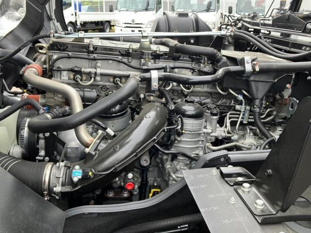 MITSUBISHI FUSOU SUPER GREAT 2025 Image 31