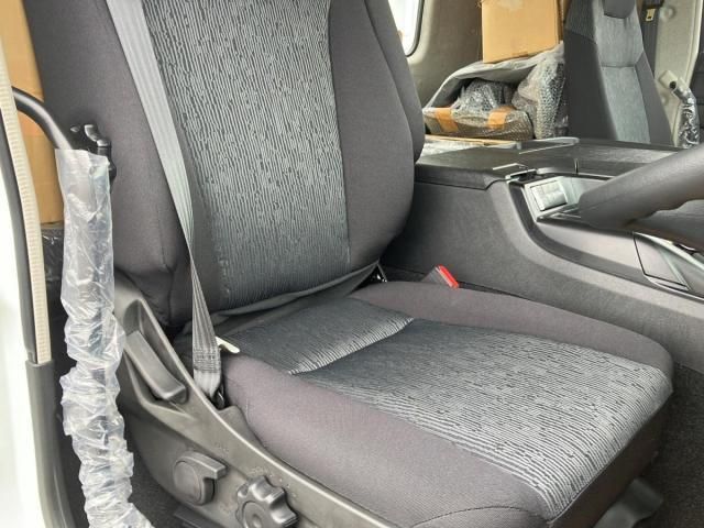 MITSUBISHI FUSOU SUPER GREAT 2025 Image 31