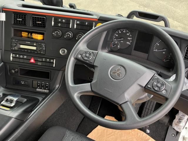 MITSUBISHI FUSOU SUPER GREAT 2025 Image 31