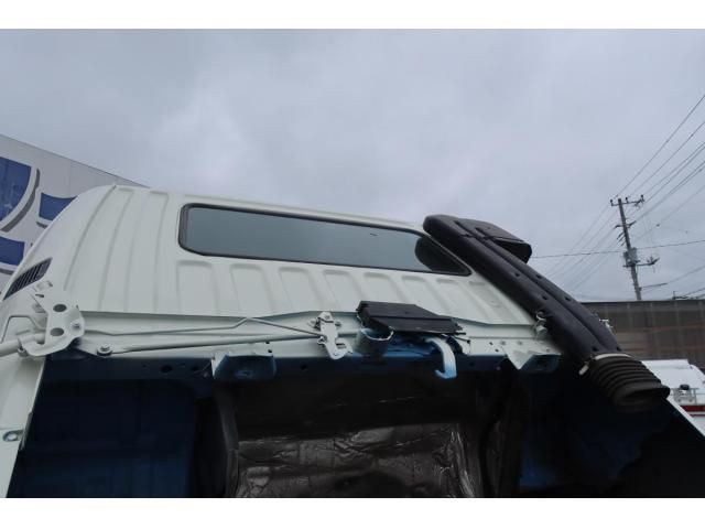 MITSUBISHI FUSOU FIGHTER 2014 Image 31