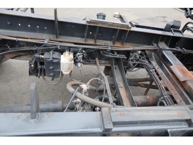 MITSUBISHI FUSOU FIGHTER 2014 Image 31