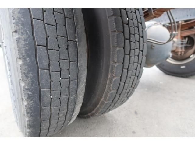 MITSUBISHI FUSOU FIGHTER 2014 Image 31