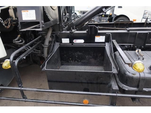 MITSUBISHI FUSOU FIGHTER 2014 Image 31