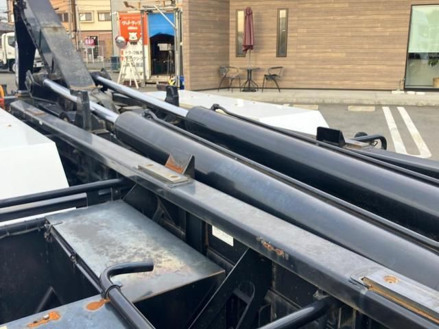 HINO PROFIA 2024 Image 31