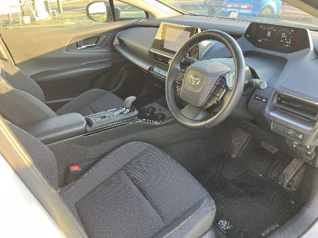 TOYOTA PRIUS 2023 Image 31