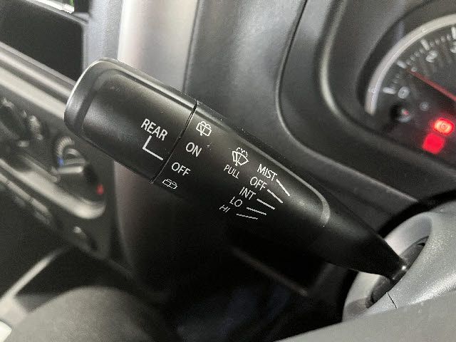 SUZUKI JIMNY 4WD 2015 Image 31