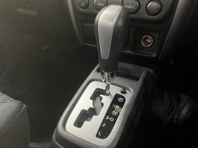 SUZUKI JIMNY 4WD 2015 Image 31