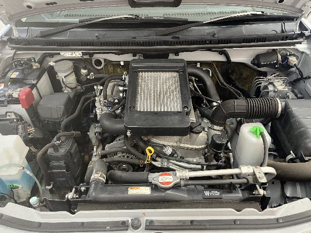 SUZUKI JIMNY 4WD 2015 Image 31