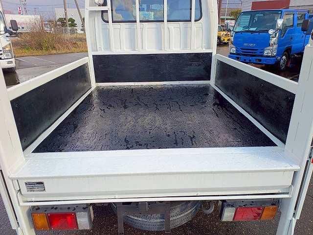 ISUZU ELF 2018 Image 31