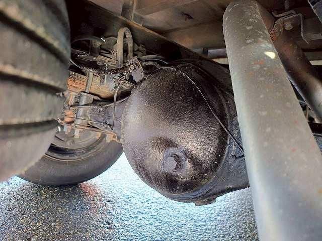 ISUZU ELF 2018 Image 31