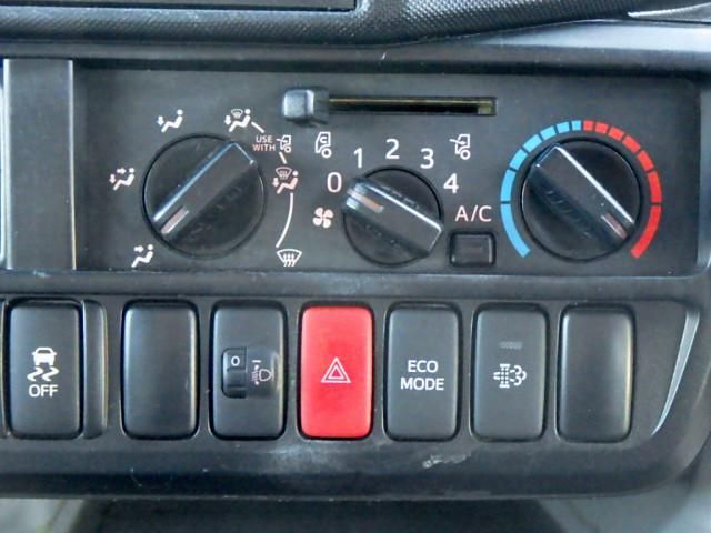 TOYOTA TOYOACE 2016 Image 31