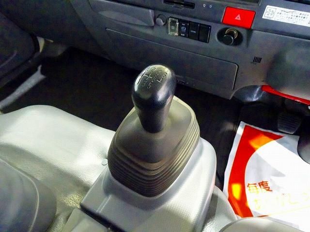 ISUZU ELF 2016 Image 31