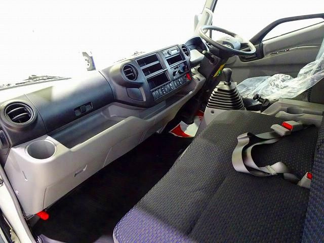 HINO DUTRO 2023 Image 31