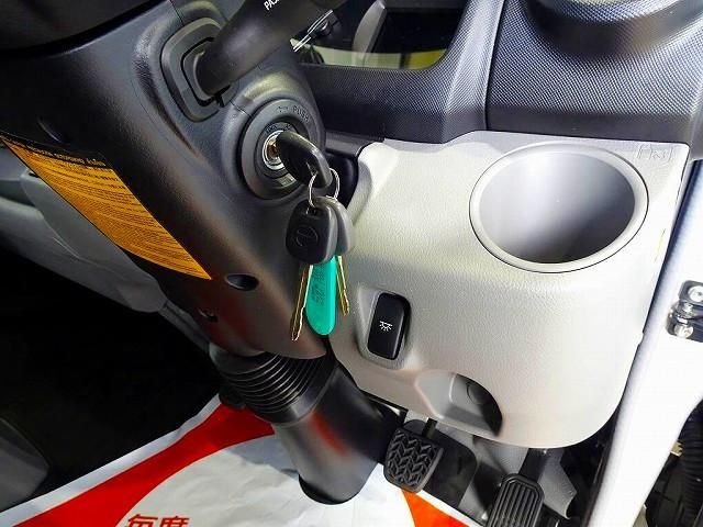 HINO DUTRO 2023 Image 31