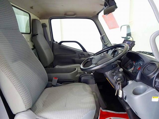 HINO DUTRO 2018 Image 31