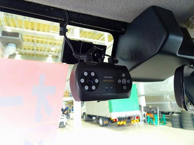 HINO DUTRO 2018 Image 31