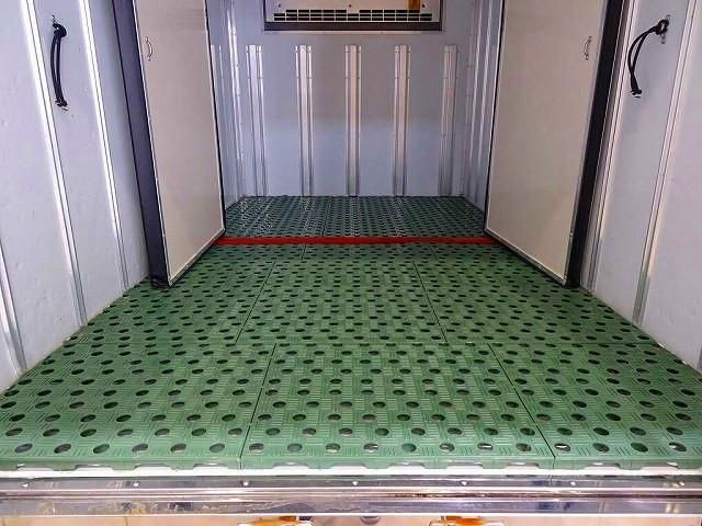 HINO DUTRO 2018 Image 31