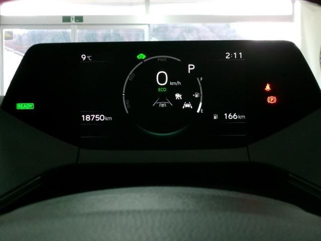 TOYOTA PRIUS 4WD 2023 Image 31